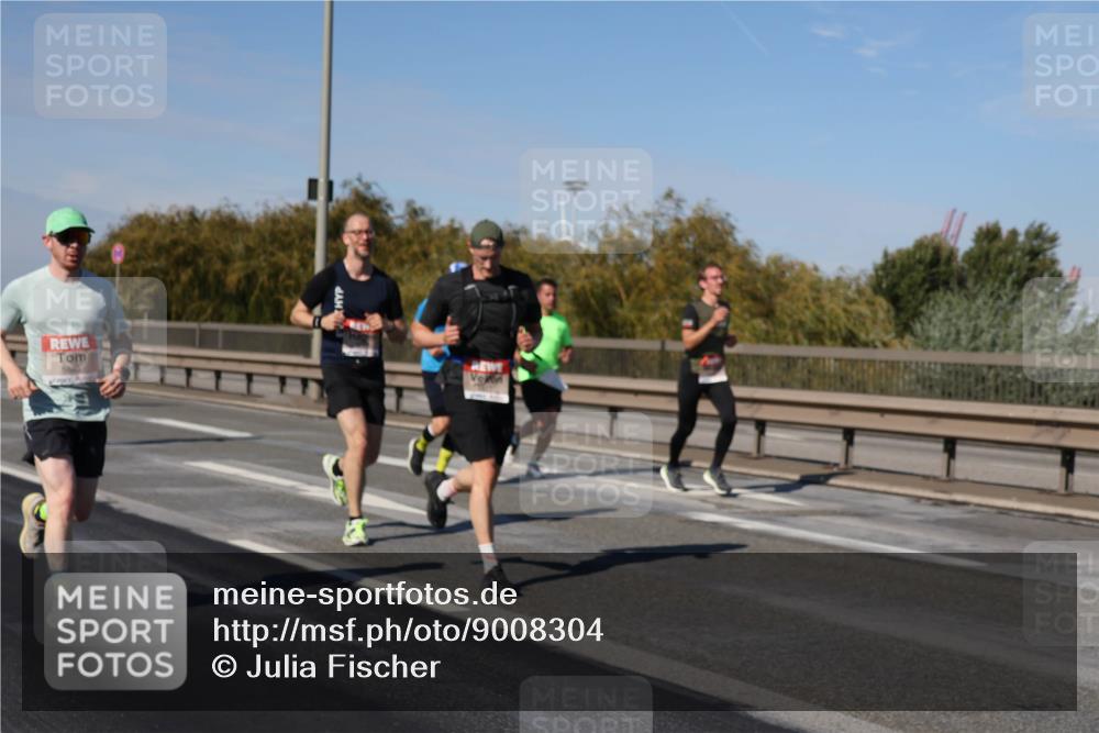 03.10.2025 - Köhlbrandbrückenlauf Julia Fischer http://msf.ph/oto/9008304 03.10.2025 12:50:12 Position 3  meine-sportfotos.de