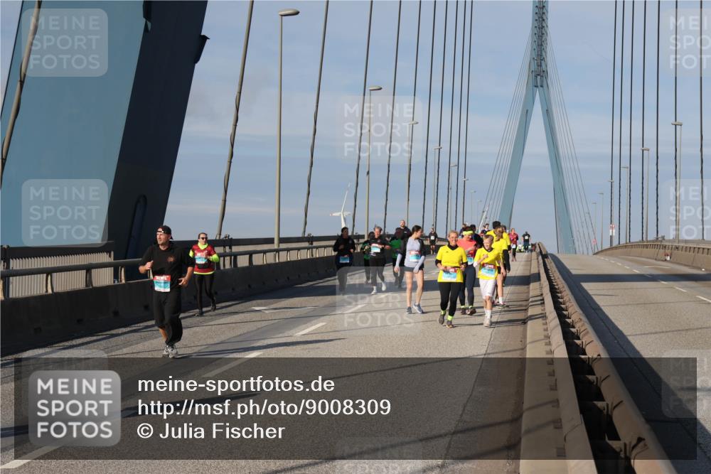 03.10.2025 - Köhlbrandbrückenlauf Julia Fischer http://msf.ph/oto/9008309 03.10.2025 10:03:49 Position 2  meine-sportfotos.de
