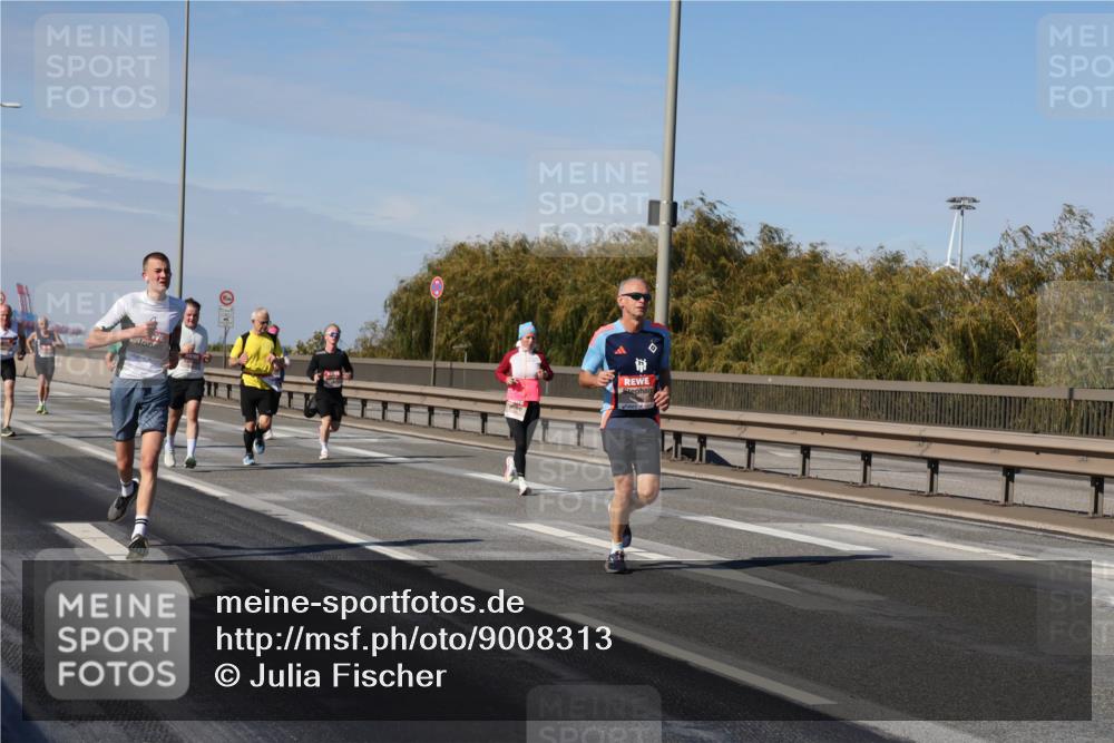 03.10.2025 - Köhlbrandbrückenlauf Julia Fischer http://msf.ph/oto/9008313 03.10.2025 12:50:14 Position 3  meine-sportfotos.de