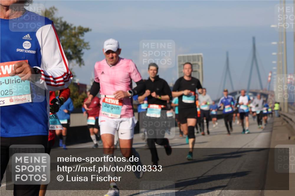 03.10.2025 - Köhlbrandbrückenlauf Luisa Fischer http://msf.ph/oto/9008333 03.10.2025 10:50:10 Position 3 2000, 025, 3353, 1321 meine-sportfotos.de