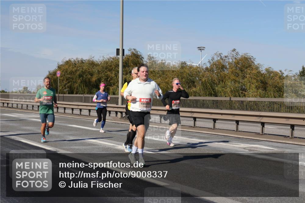03.10.2025 - Köhlbrandbrückenlauf Julia Fischer http://msf.ph/oto/9008337 03.10.2025 12:50:18 Position 3  meine-sportfotos.de