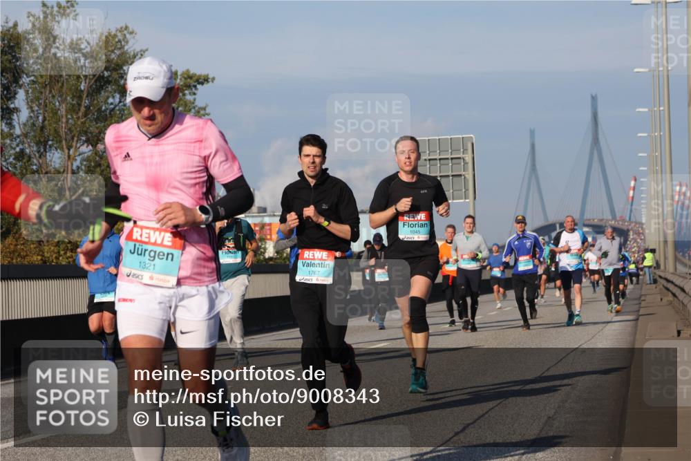 03.10.2025 - Köhlbrandbrückenlauf Luisa Fischer http://msf.ph/oto/9008343 03.10.2025 10:50:11 Position 3 1321, 1767, 1045 meine-sportfotos.de