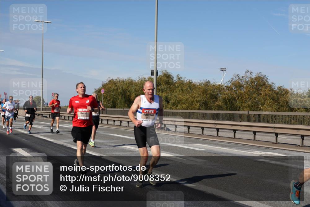 03.10.2025 - Köhlbrandbrückenlauf Julia Fischer http://msf.ph/oto/9008352 03.10.2025 12:50:21 Position 3 6081, 4300 meine-sportfotos.de