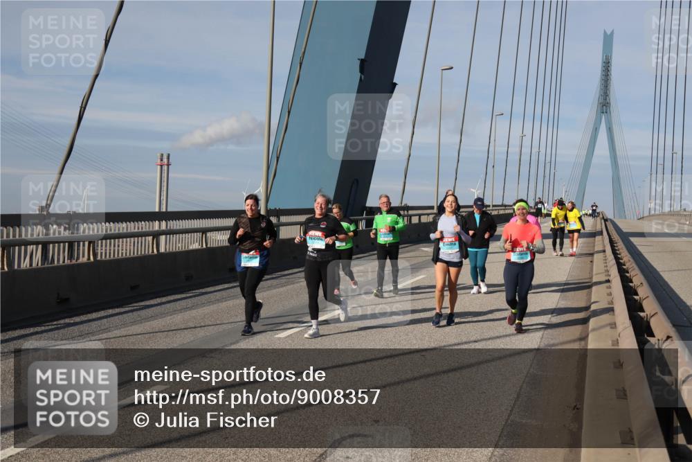 03.10.2025 - Köhlbrandbrückenlauf Julia Fischer http://msf.ph/oto/9008357 03.10.2025 10:03:59 Position 2  meine-sportfotos.de