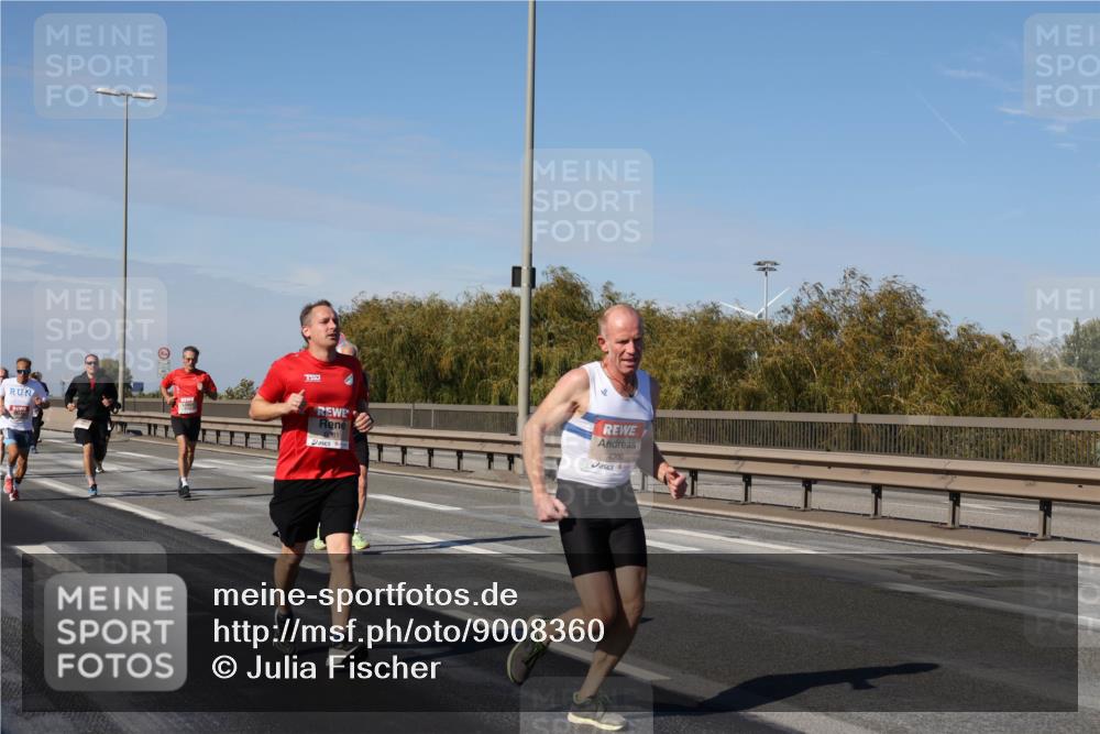 03.10.2025 - Köhlbrandbrückenlauf Julia Fischer http://msf.ph/oto/9008360 03.10.2025 12:50:21 Position 3 6081, 4300 meine-sportfotos.de