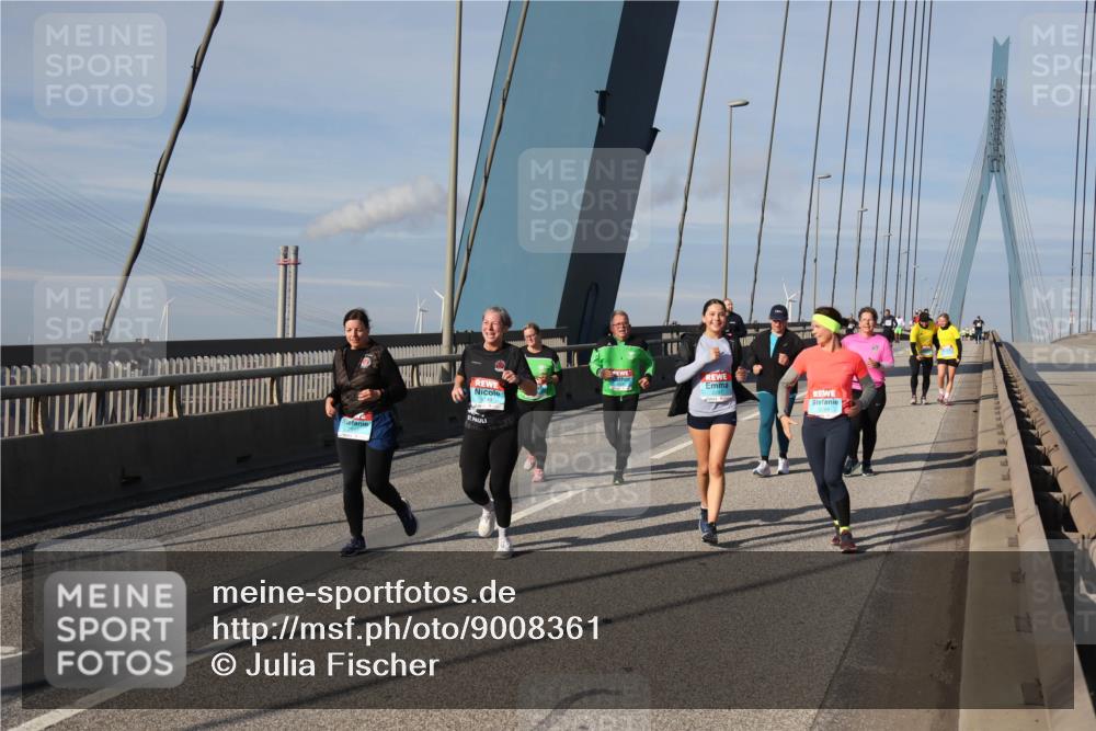 03.10.2025 - Köhlbrandbrückenlauf Julia Fischer http://msf.ph/oto/9008361 03.10.2025 10:03:59 Position 2  meine-sportfotos.de