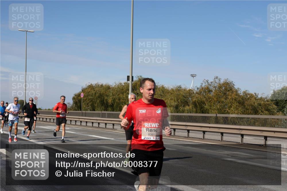 03.10.2025 - Köhlbrandbrückenlauf Julia Fischer http://msf.ph/oto/9008377 03.10.2025 12:50:22 Position 3 6081 meine-sportfotos.de