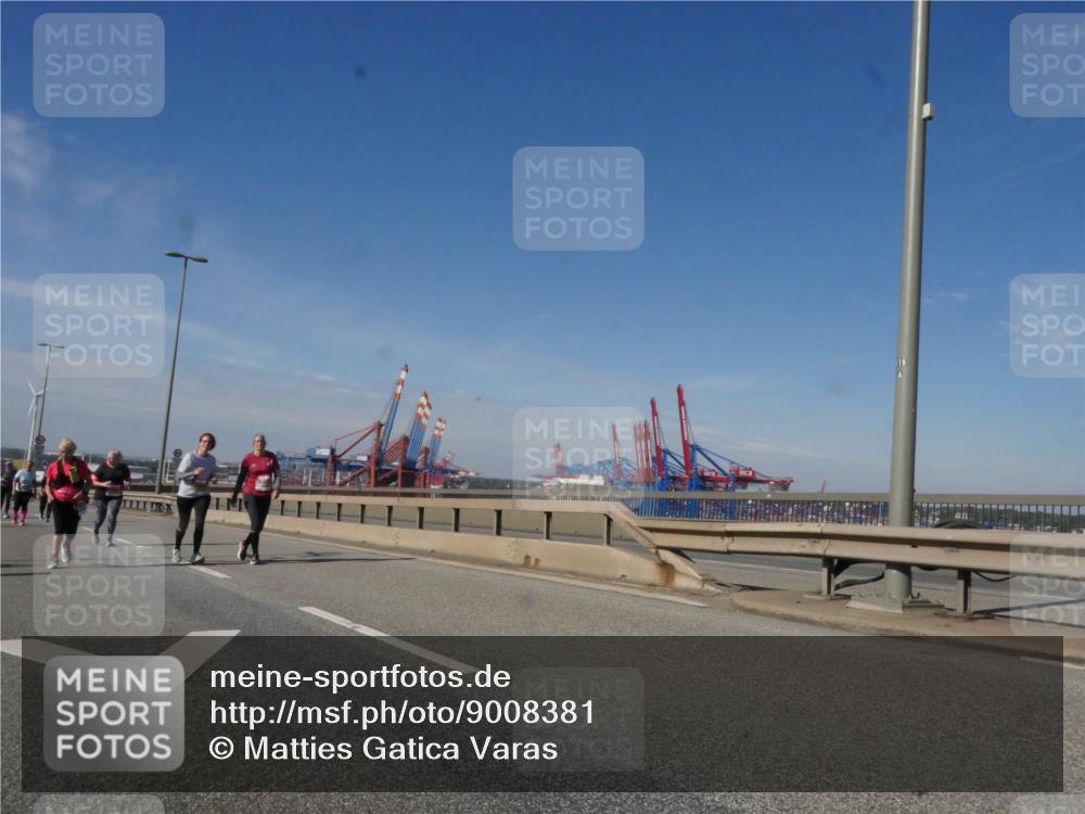 03.10.2025 - Köhlbrandbrückenlauf Matties Gatica Varas http://msf.ph/oto/9008381 03.10.2025 13:04:15 Position 2  meine-sportfotos.de