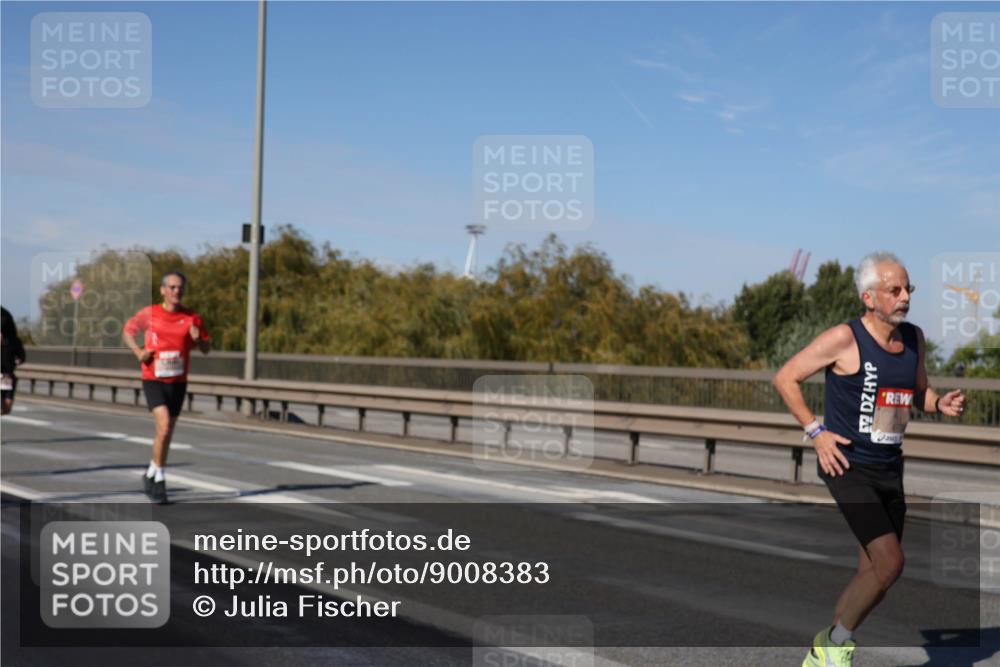 03.10.2025 - Köhlbrandbrückenlauf Julia Fischer http://msf.ph/oto/9008383 03.10.2025 12:50:24 Position 3  meine-sportfotos.de