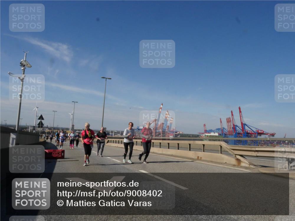 03.10.2025 - Köhlbrandbrückenlauf Matties Gatica Varas http://msf.ph/oto/9008402 03.10.2025 13:04:17 Position 2  meine-sportfotos.de