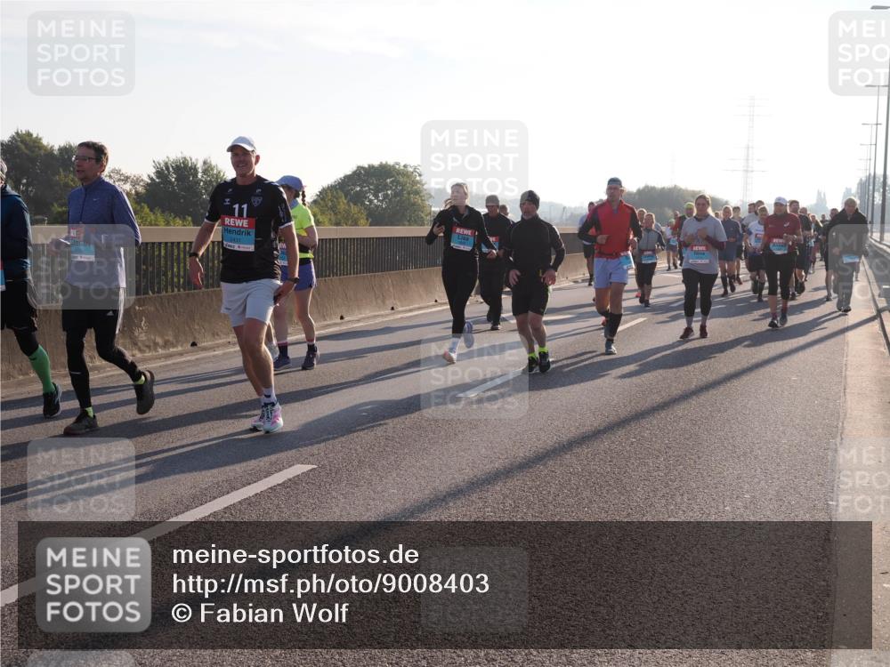 03.10.2025 - Köhlbrandbrückenlauf Fabian Wolf http://msf.ph/oto/9008403 03.10.2025 09:20:41 Position 3 11, 2431 meine-sportfotos.de