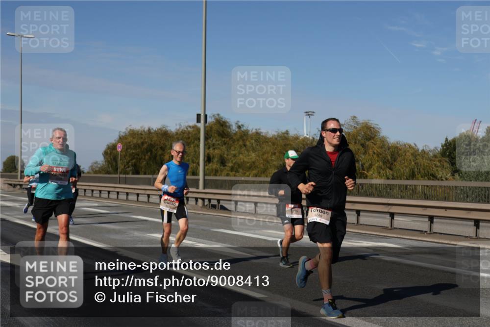 03.10.2025 - Köhlbrandbrückenlauf Julia Fischer http://msf.ph/oto/9008413 03.10.2025 12:50:27 Position 3 4240 meine-sportfotos.de