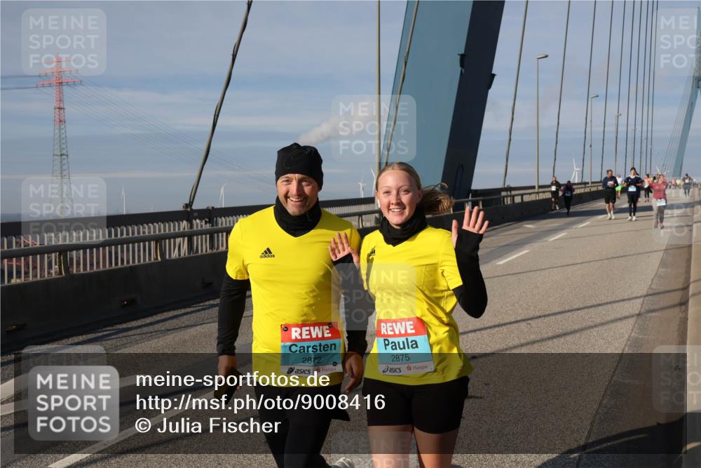 03.10.2025 - Köhlbrandbrückenlauf Julia Fischer http://msf.ph/oto/9008416 03.10.2025 10:04:11 Position 2 123312312111, 2872, 2875 meine-sportfotos.de