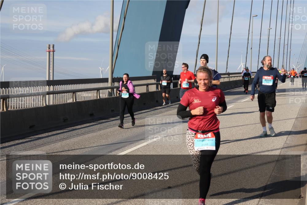 03.10.2025 - Köhlbrandbrückenlauf Julia Fischer http://msf.ph/oto/9008425 03.10.2025 10:04:20 Position 2 2148 meine-sportfotos.de