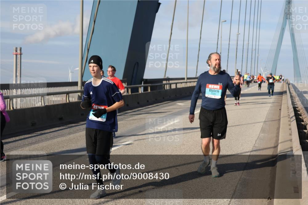 03.10.2025 - Köhlbrandbrückenlauf Julia Fischer http://msf.ph/oto/9008430 03.10.2025 10:04:22 Position 2 2595 meine-sportfotos.de