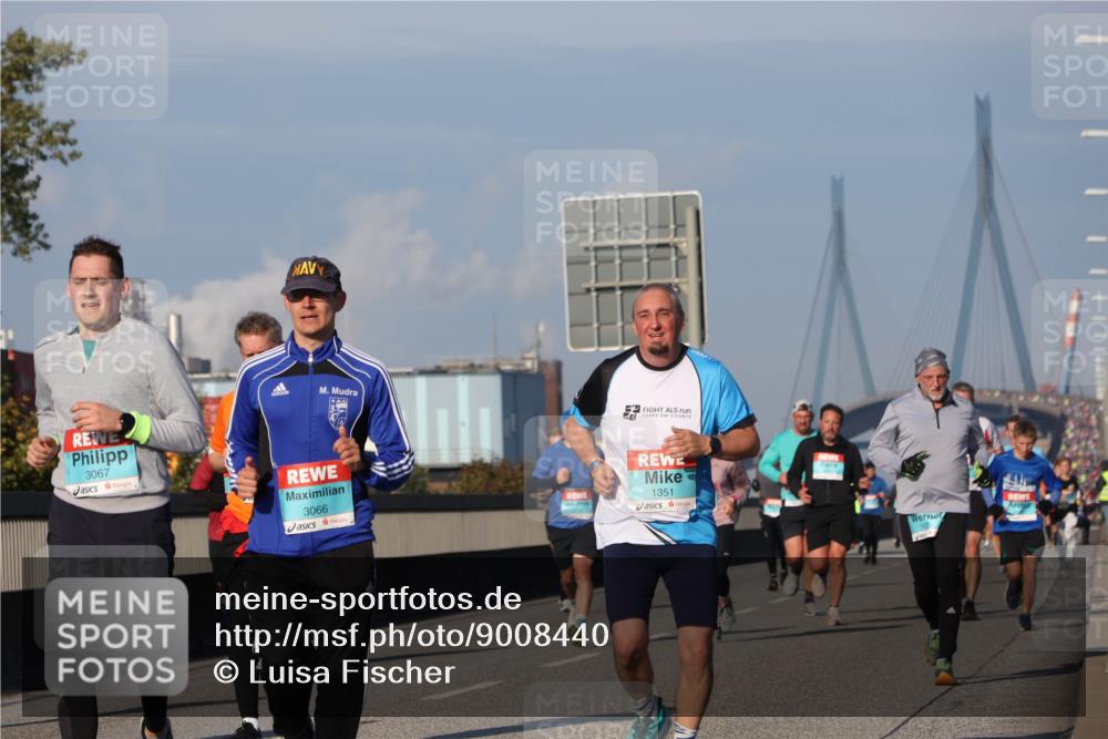 03.10.2025 - Köhlbrandbrückenlauf Luisa Fischer http://msf.ph/oto/9008440 03.10.2025 10:50:17 Position 3 3067, 3066, 1351 meine-sportfotos.de