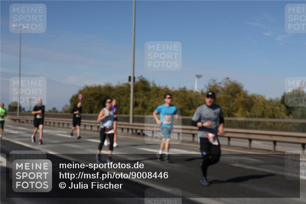 03.10.2025 - Köhlbrandbrückenlauf Julia Fischer http://msf.ph/oto/9008446 03.10.2025 12:50:31 Position 3  meine-sportfotos.de