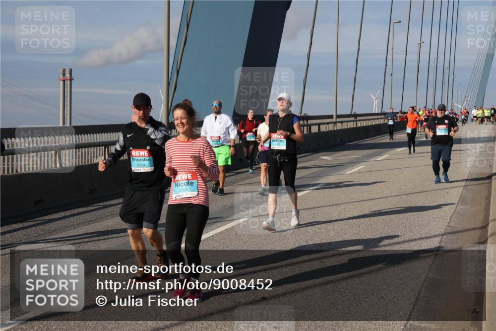 03.10.2025 - Köhlbrandbrückenlauf Julia Fischer http://msf.ph/oto/9008452 03.10.2025 10:04:30 Position 2 2569, 2568, 253 meine-sportfotos.de
