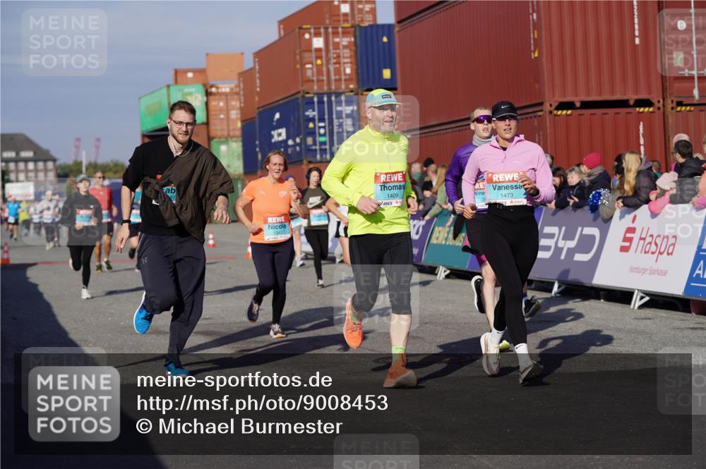 03.10.2025 - Köhlbrandbrückenlauf Michael Burmester http://msf.ph/oto/9008453 03.10.2025 10:09:51 Ziel 1343, 1401, 1409, 1473, 1747, 1801, 1873, 1975, 2034, 2471, 3162, 3200, 3201, 3493 meine-sportfotos.de