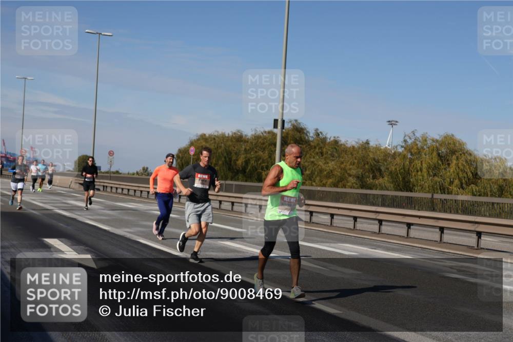 03.10.2025 - Köhlbrandbrückenlauf Julia Fischer http://msf.ph/oto/9008469 03.10.2025 12:50:36 Position 3  meine-sportfotos.de