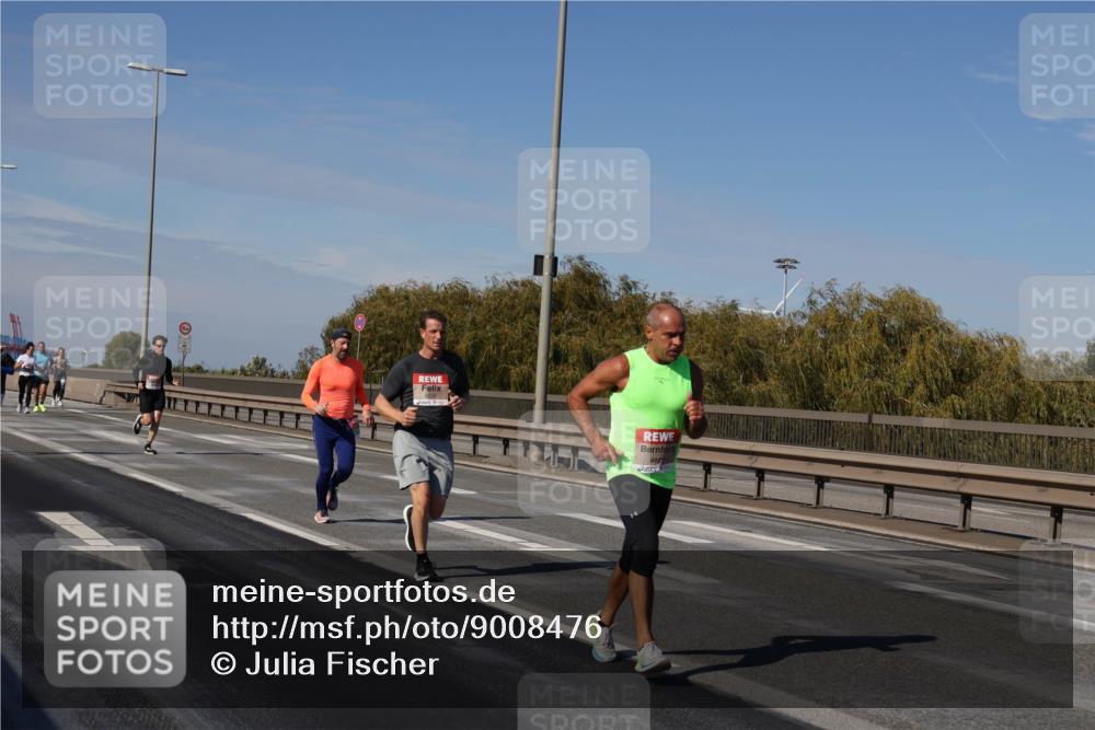 03.10.2025 - Köhlbrandbrückenlauf Julia Fischer http://msf.ph/oto/9008476 03.10.2025 12:50:36 Position 3  meine-sportfotos.de
