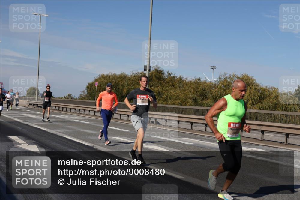 03.10.2025 - Köhlbrandbrückenlauf Julia Fischer http://msf.ph/oto/9008480 03.10.2025 12:50:37 Position 3 6025 meine-sportfotos.de