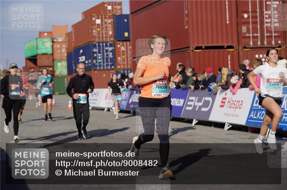 03.10.2025 - Köhlbrandbrückenlauf Michael Burmester http://msf.ph/oto/9008482 03.10.2025 10:09:53 Ziel 1343, 1401, 1409, 1473, 1747, 1801, 1873, 1975, 2034, 2471, 3162, 3200, 3201, 3493 meine-sportfotos.de