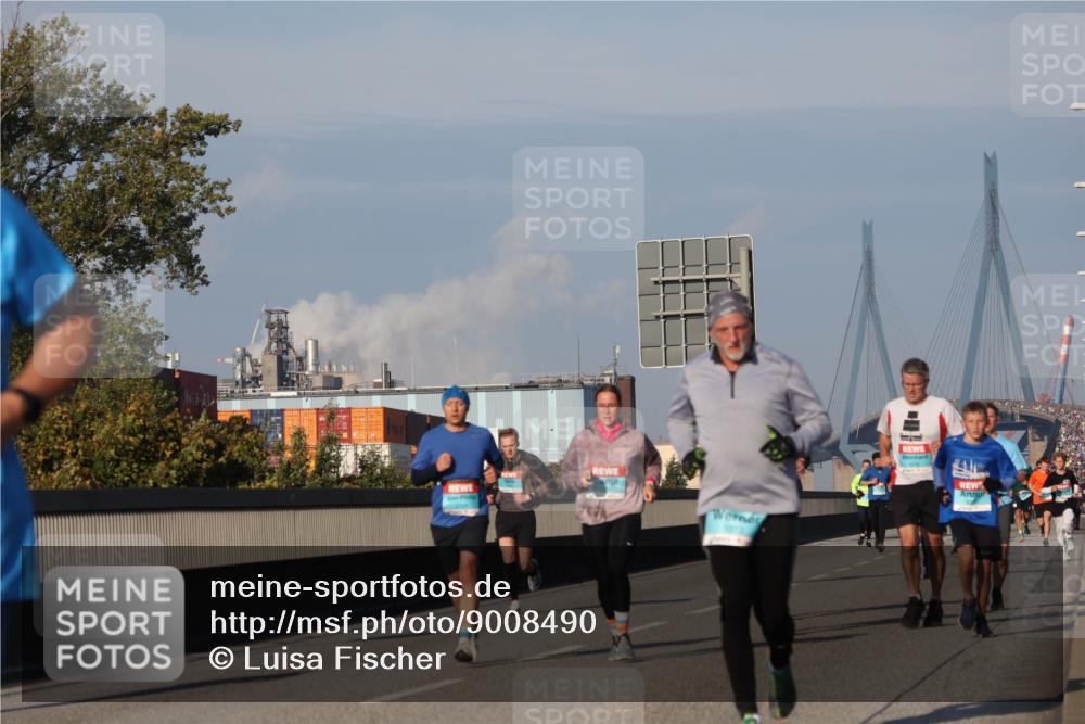03.10.2025 - Köhlbrandbrückenlauf Luisa Fischer http://msf.ph/oto/9008490 03.10.2025 10:50:20 Position 3  meine-sportfotos.de