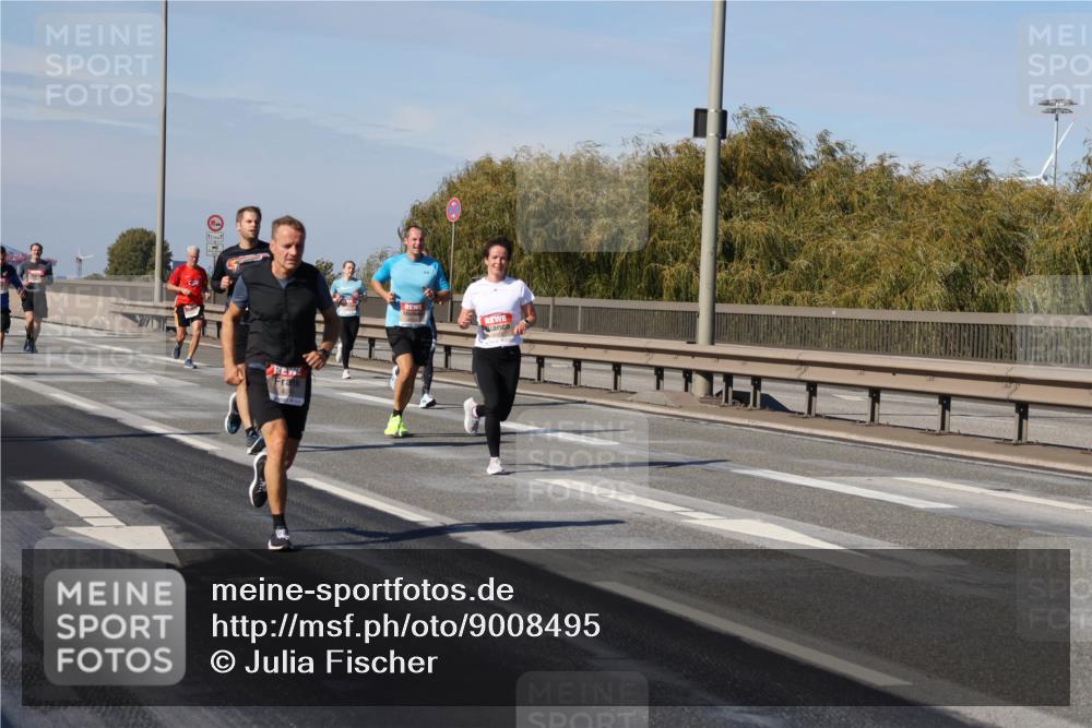 03.10.2025 - Köhlbrandbrückenlauf Julia Fischer http://msf.ph/oto/9008495 03.10.2025 12:50:44 Position 3 12, 5 meine-sportfotos.de