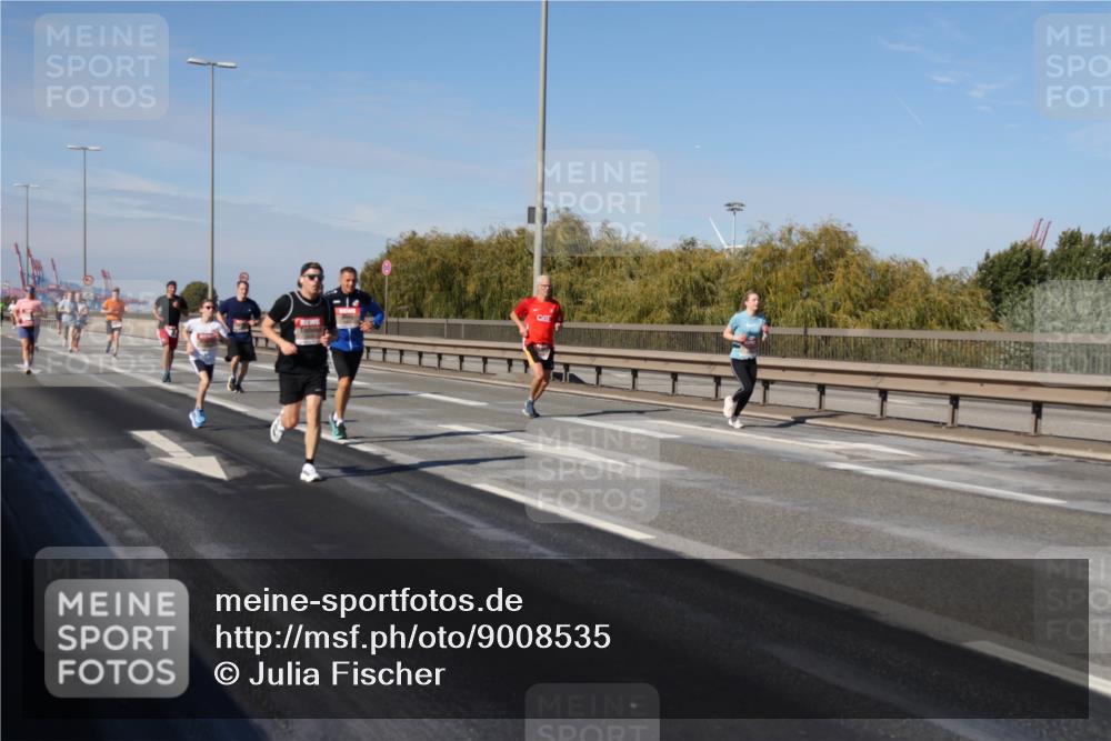 03.10.2025 - Köhlbrandbrückenlauf Julia Fischer http://msf.ph/oto/9008535 03.10.2025 12:50:50 Position 3  meine-sportfotos.de