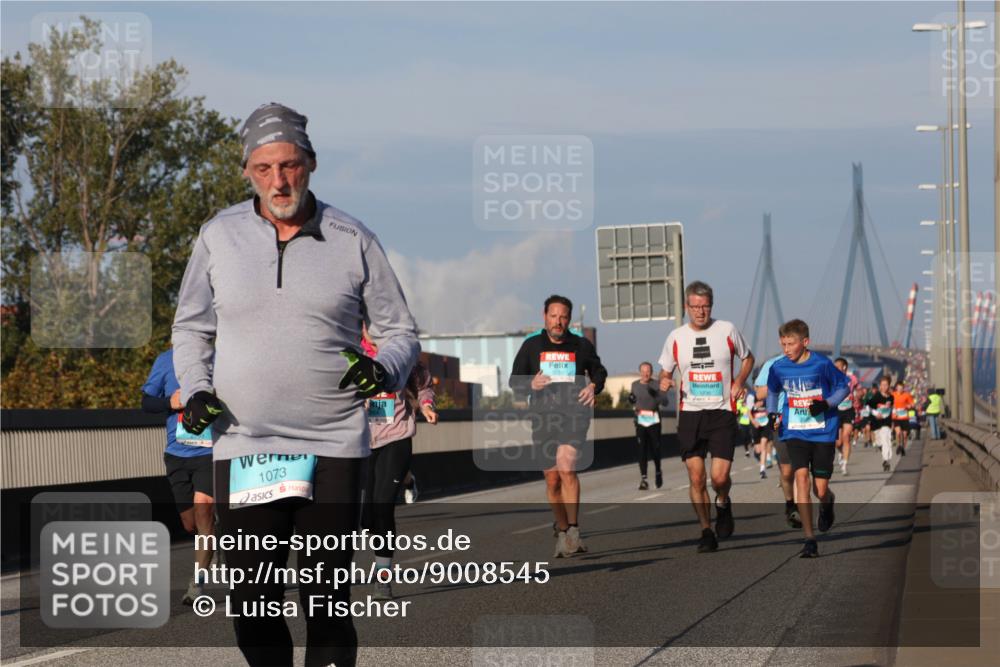 03.10.2025 - Köhlbrandbrückenlauf Luisa Fischer http://msf.ph/oto/9008545 03.10.2025 10:50:23 Position 3 1073 meine-sportfotos.de