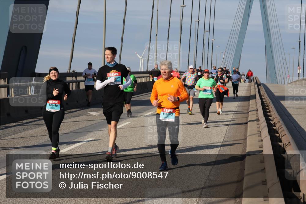 03.10.2025 - Köhlbrandbrückenlauf Julia Fischer http://msf.ph/oto/9008547 03.10.2025 10:05:07 Position 2 3552 meine-sportfotos.de
