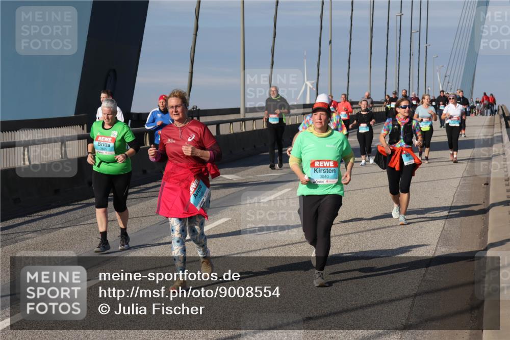 03.10.2025 - Köhlbrandbrückenlauf Julia Fischer http://msf.ph/oto/9008554 03.10.2025 10:05:12 Position 2 3621, 3040 meine-sportfotos.de