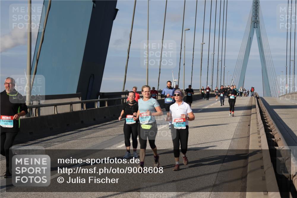 03.10.2025 - Köhlbrandbrückenlauf Julia Fischer http://msf.ph/oto/9008608 03.10.2025 10:05:20 Position 2  meine-sportfotos.de