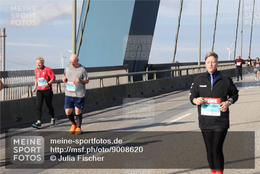 03.10.2025 - Köhlbrandbrückenlauf Julia Fischer http://msf.ph/oto/9008620 03.10.2025 10:05:30 Position 2 2513, 2755 meine-sportfotos.de