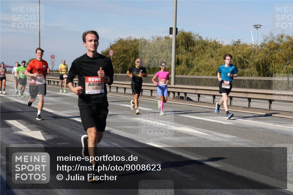 03.10.2025 - Köhlbrandbrückenlauf Julia Fischer http://msf.ph/oto/9008623 03.10.2025 12:51:07 Position 3 4055 meine-sportfotos.de