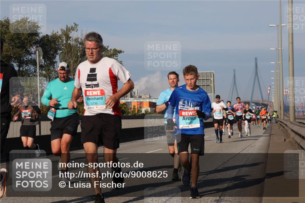 03.10.2025 - Köhlbrandbrückenlauf Luisa Fischer http://msf.ph/oto/9008625 03.10.2025 10:50:28 Position 3 3236, 2920 meine-sportfotos.de