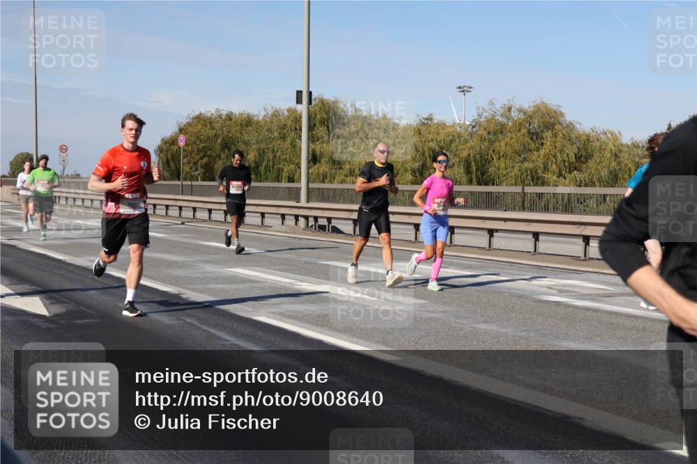 03.10.2025 - Köhlbrandbrückenlauf Julia Fischer http://msf.ph/oto/9008640 03.10.2025 12:51:09 Position 3  meine-sportfotos.de