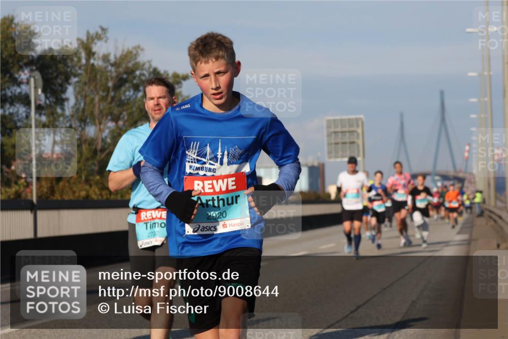 03.10.2025 - Köhlbrandbrückenlauf Luisa Fischer http://msf.ph/oto/9008644 03.10.2025 10:50:29 Position 3 2920, 2732 meine-sportfotos.de