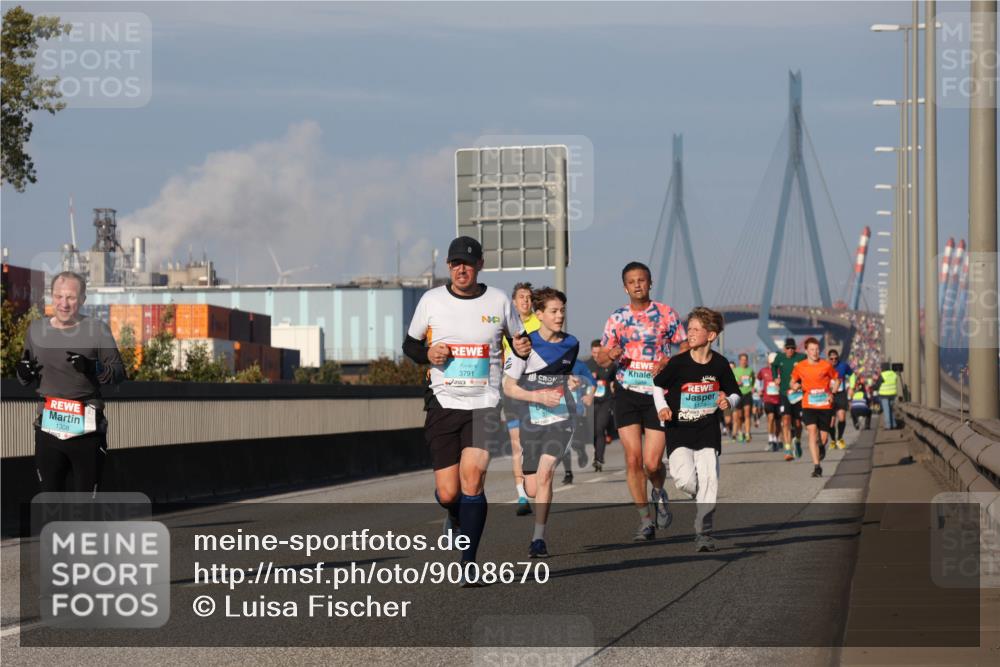 03.10.2025 - Köhlbrandbrückenlauf Luisa Fischer http://msf.ph/oto/9008670 03.10.2025 10:50:31 Position 3 1308, 3791 meine-sportfotos.de