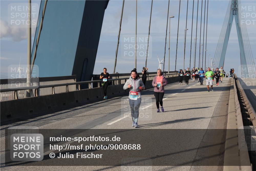 03.10.2025 - Köhlbrandbrückenlauf Julia Fischer http://msf.ph/oto/9008688 03.10.2025 10:05:58 Position 2  meine-sportfotos.de