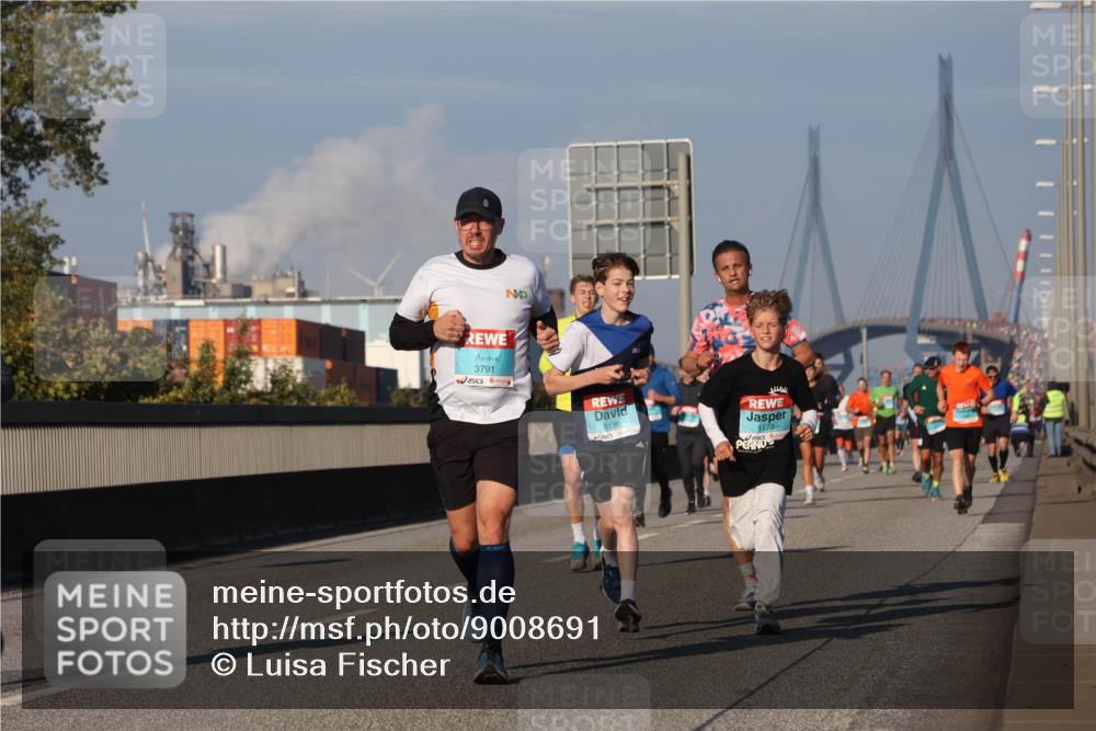 03.10.2025 - Köhlbrandbrückenlauf Luisa Fischer http://msf.ph/oto/9008691 03.10.2025 10:50:32 Position 3 3791, 3196, 1173 meine-sportfotos.de