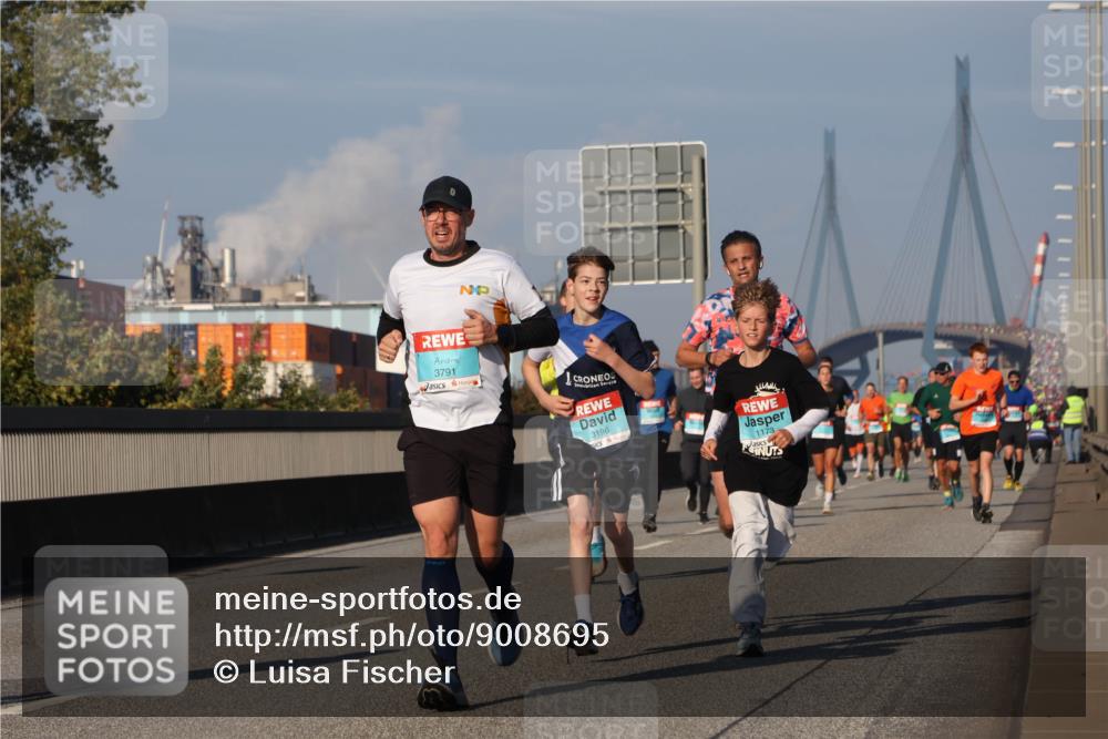 03.10.2025 - Köhlbrandbrückenlauf Luisa Fischer http://msf.ph/oto/9008695 03.10.2025 10:50:32 Position 3 3791, 3196, 1173 meine-sportfotos.de