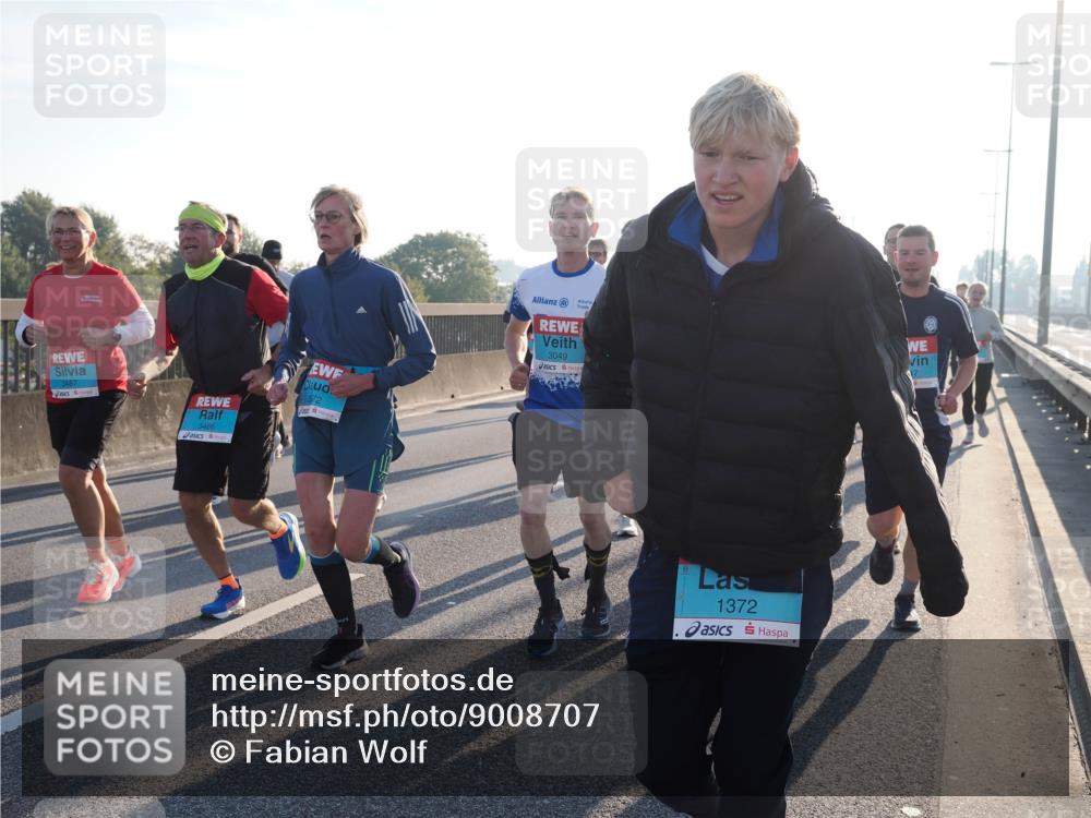 03.10.2025 - Köhlbrandbrückenlauf Fabian Wolf http://msf.ph/oto/9008707 03.10.2025 09:20:48 Position 3 3487, 3486, 372, 3049, 1372 meine-sportfotos.de
