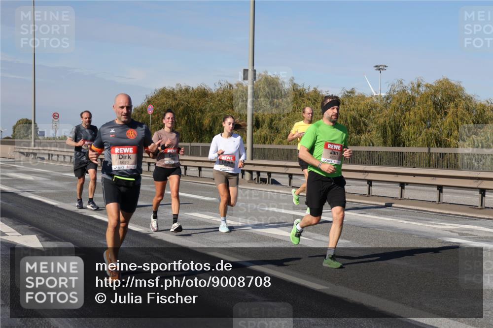 03.10.2025 - Köhlbrandbrückenlauf Julia Fischer http://msf.ph/oto/9008708 03.10.2025 12:51:14 Position 3 5670, 4272 meine-sportfotos.de