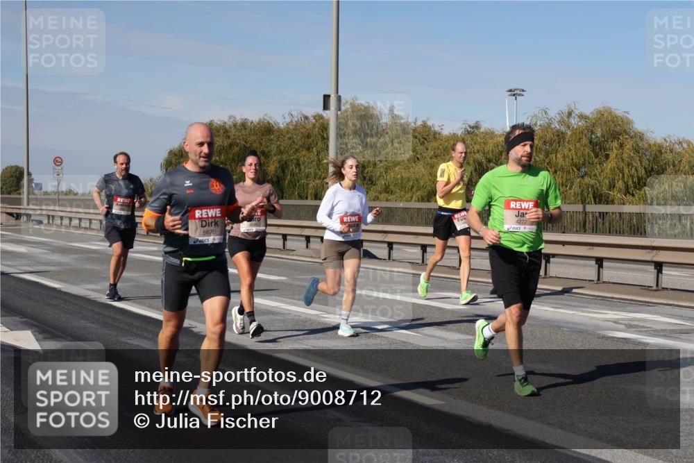 03.10.2025 - Köhlbrandbrückenlauf Julia Fischer http://msf.ph/oto/9008712 03.10.2025 12:51:14 Position 3 5670, 4272 meine-sportfotos.de