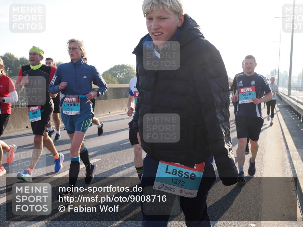 03.10.2025 - Köhlbrandbrückenlauf Fabian Wolf http://msf.ph/oto/9008716 03.10.2025 09:20:48 Position 3 3486, 3372, 1372, 3047 meine-sportfotos.de
