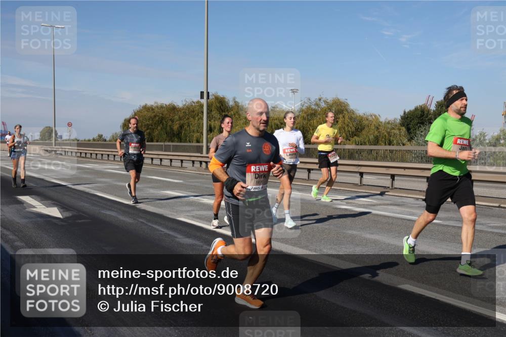 03.10.2025 - Köhlbrandbrückenlauf Julia Fischer http://msf.ph/oto/9008720 03.10.2025 12:51:15 Position 3 5670 meine-sportfotos.de
