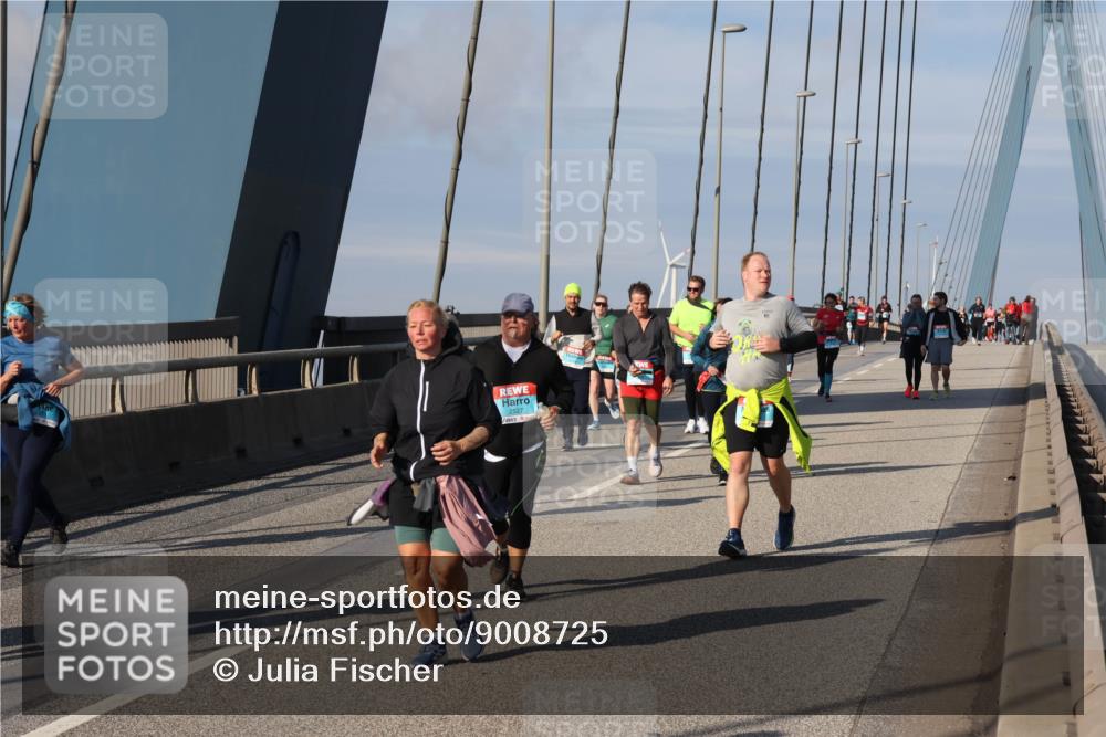 03.10.2025 - Köhlbrandbrückenlauf Julia Fischer http://msf.ph/oto/9008725 03.10.2025 10:06:18 Position 2  meine-sportfotos.de