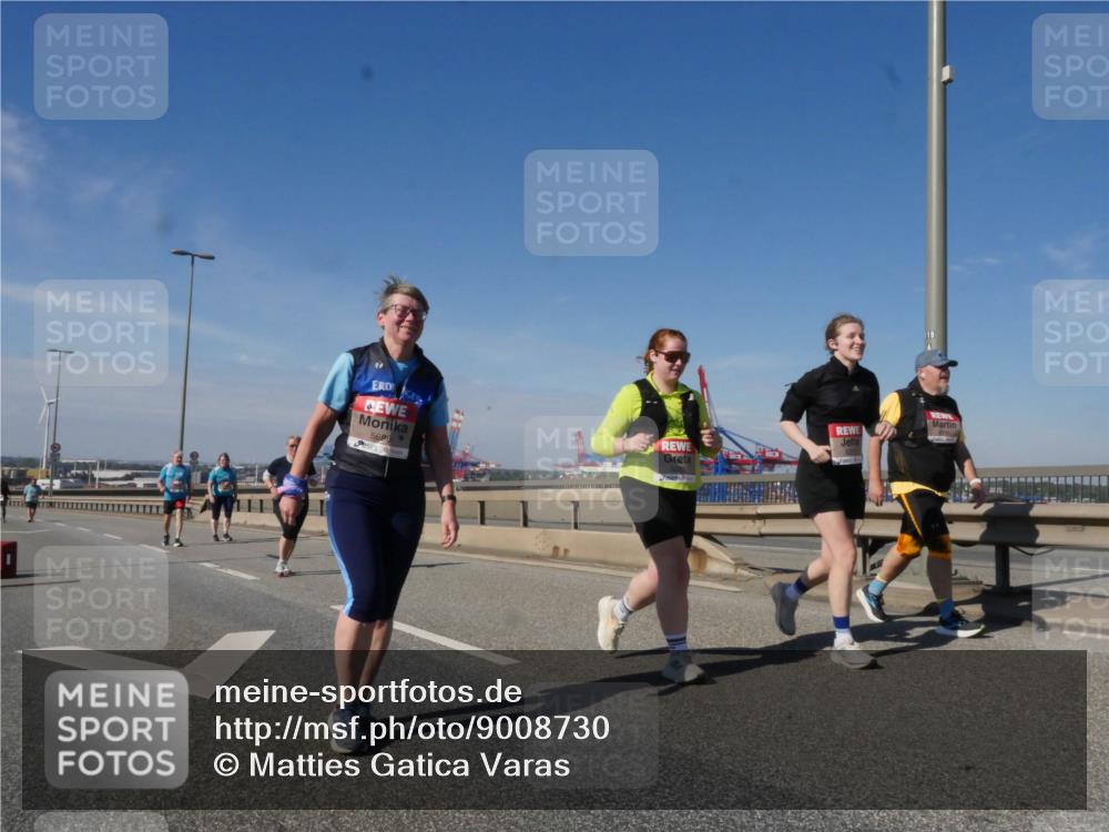 03.10.2025 - Köhlbrandbrückenlauf Matties Gatica Varas http://msf.ph/oto/9008730 03.10.2025 13:04:44 Position 2 5696 meine-sportfotos.de